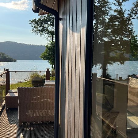 Loubi'S Lakeside Lodge 温德米尔 外观 照片